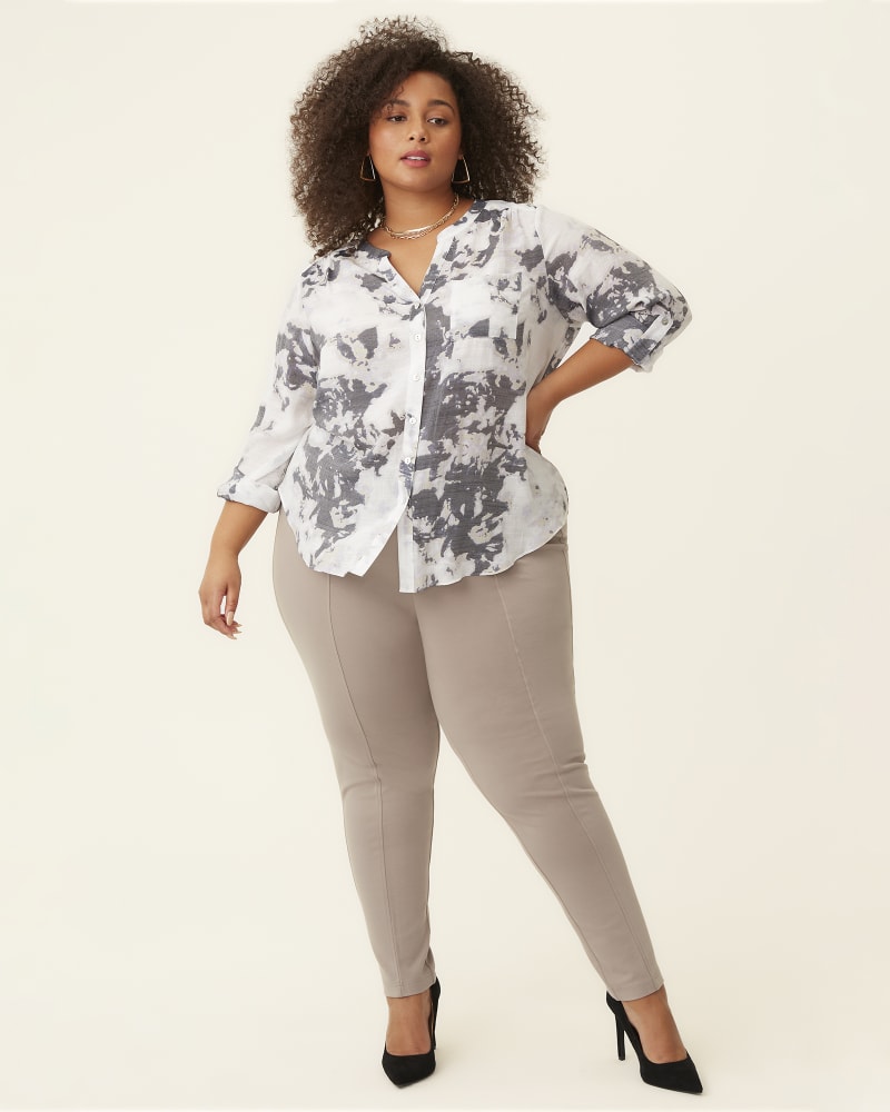 Plus size model with hourglass body shape wearing Marjorie Pull-On Ponte Pant by Ryan Wylde | Dia&Co | dia_product_style_image_id:181695